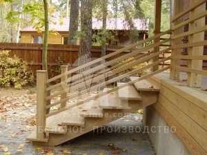 деревянная лестница для крыльца